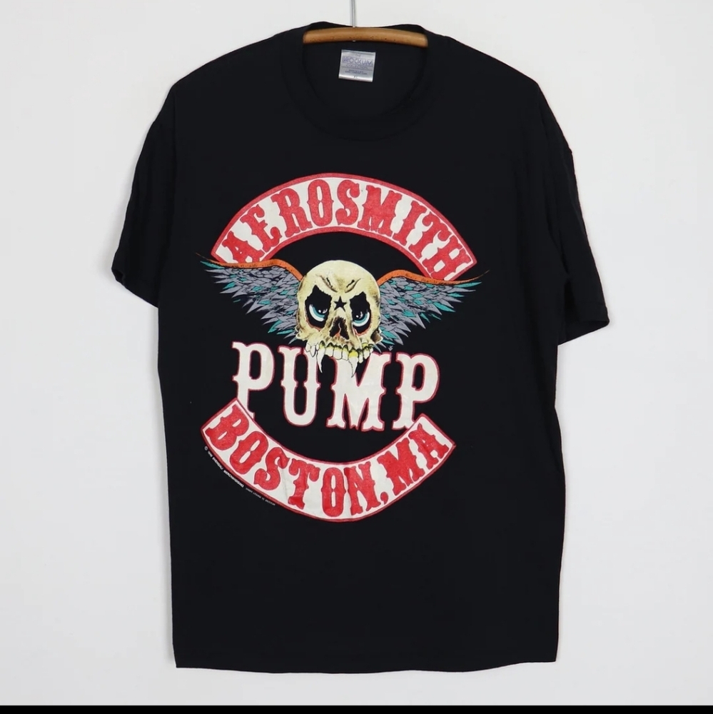 Original 1990 Aerosmith Pump Janie's Got A Gun Shirt. XL fits like a L